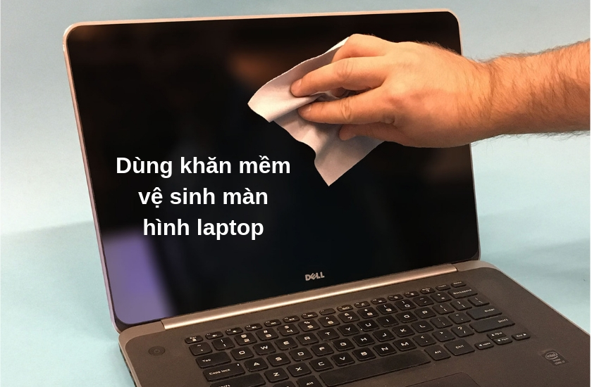 ve-sinh-man-hinh-laptop-bang-khan-mem