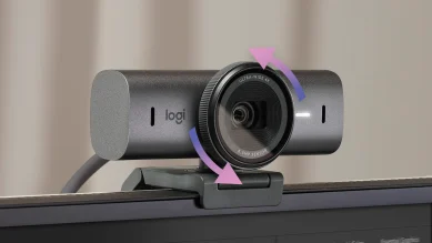 Webcam Logitech MX Brio 4K che lại một cách đơn giản