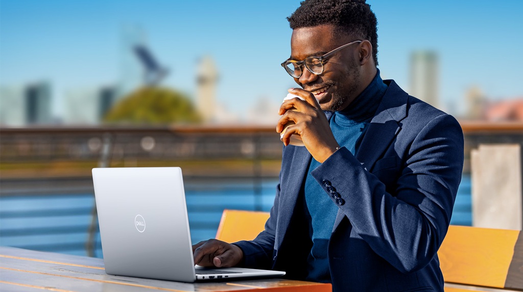 Laptop Dell Inspiron 14 5440 Hiệu Năng Ổn Định Với Intel Core i5 Gen 13